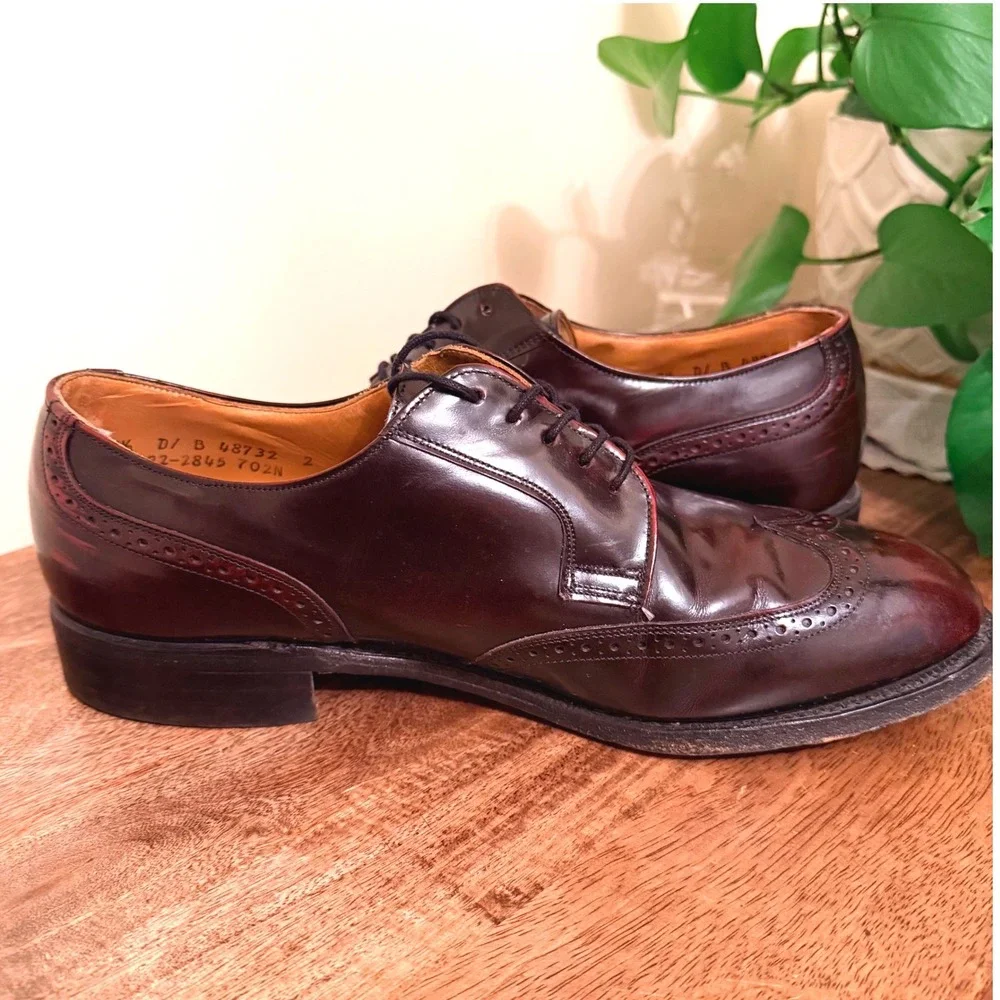 Johnston & Murphy Optima Mens 7.5D Burgundy Leather Wingtip Derby USA Old Money